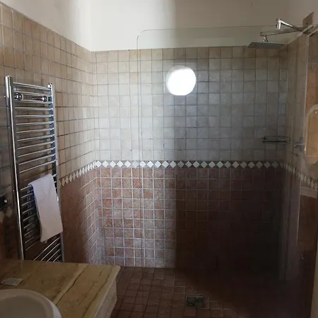 Il Borgo Alloggio per agriturismo Ariccia