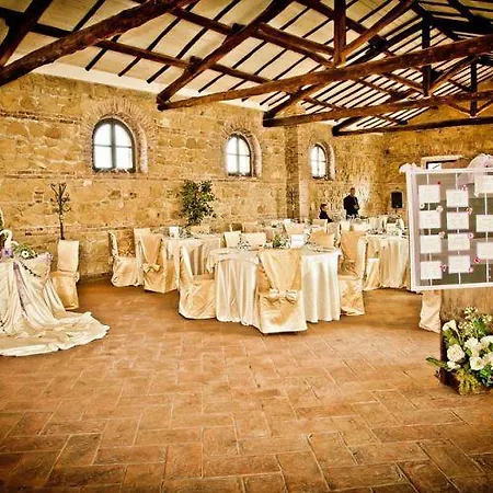 Il Borgo Alloggio per agriturismo *